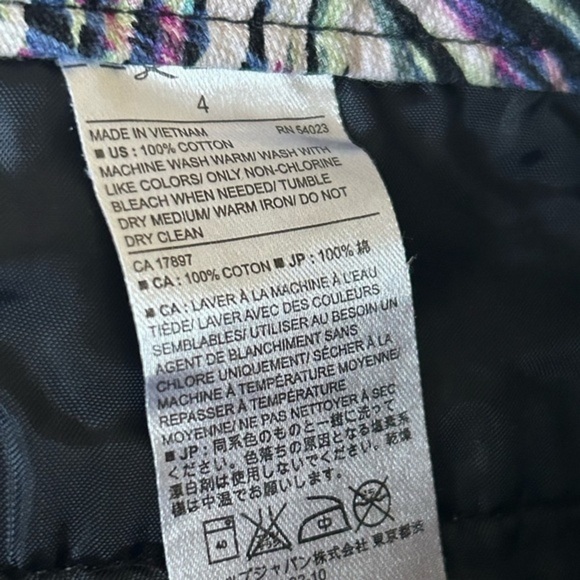 BANANA REPUBLIC BLACK WHITE COLOR-SPLASH FERNS SHORTS, SIZE 4 - Picture 5 of 5